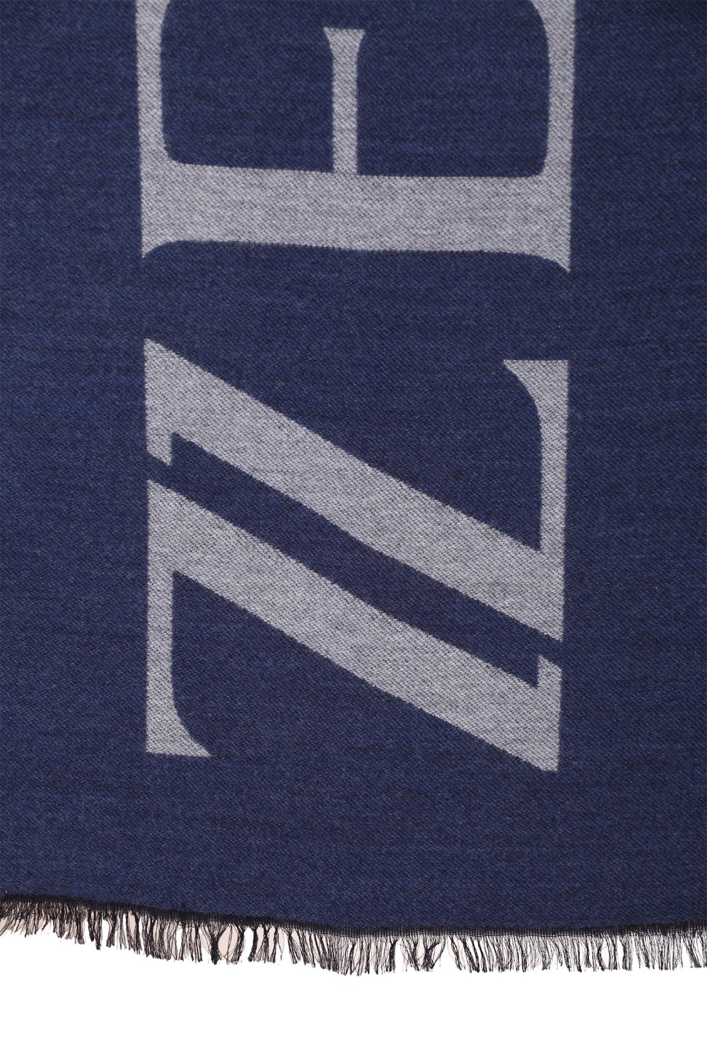 shop Z ZEGNA  Sciarpa: Z Zegna sciarpa in lana.
Logo Z Zegna a contrasto di colore.
Bordi sfrangiati.
Sciarpa in lana blu e grigia.
Dimensioni: 76 x 186cm.
Composizione: 80% lana 20% modal.
Made in Italy.. Z8L75 28J-BL2 number 4279865